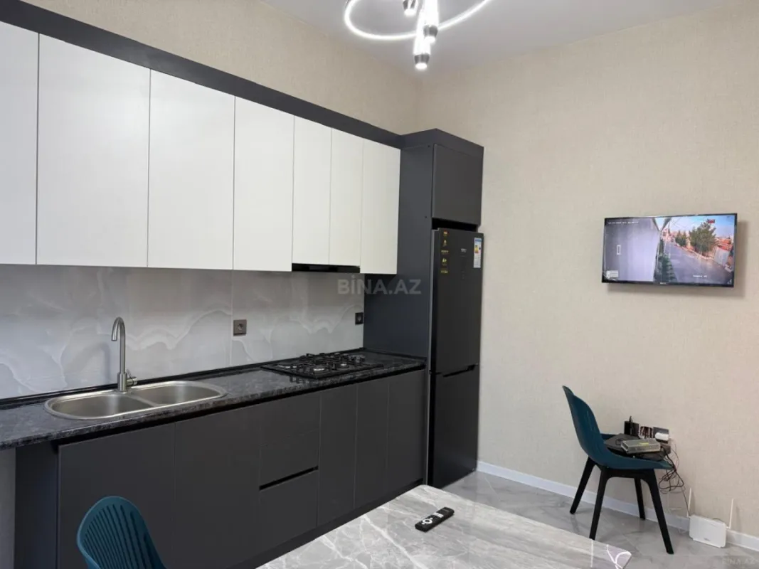 Kirayə verilir 4 otaqlı həyət evi 180 m²