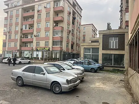 Satılır obyekt 140 m²