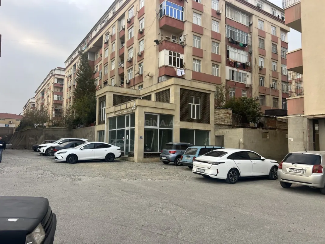 Satılır obyekt 140 m²