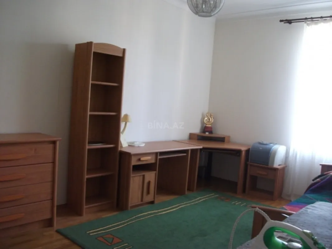 Satılır 2 otaqlı mənzil 85 m²