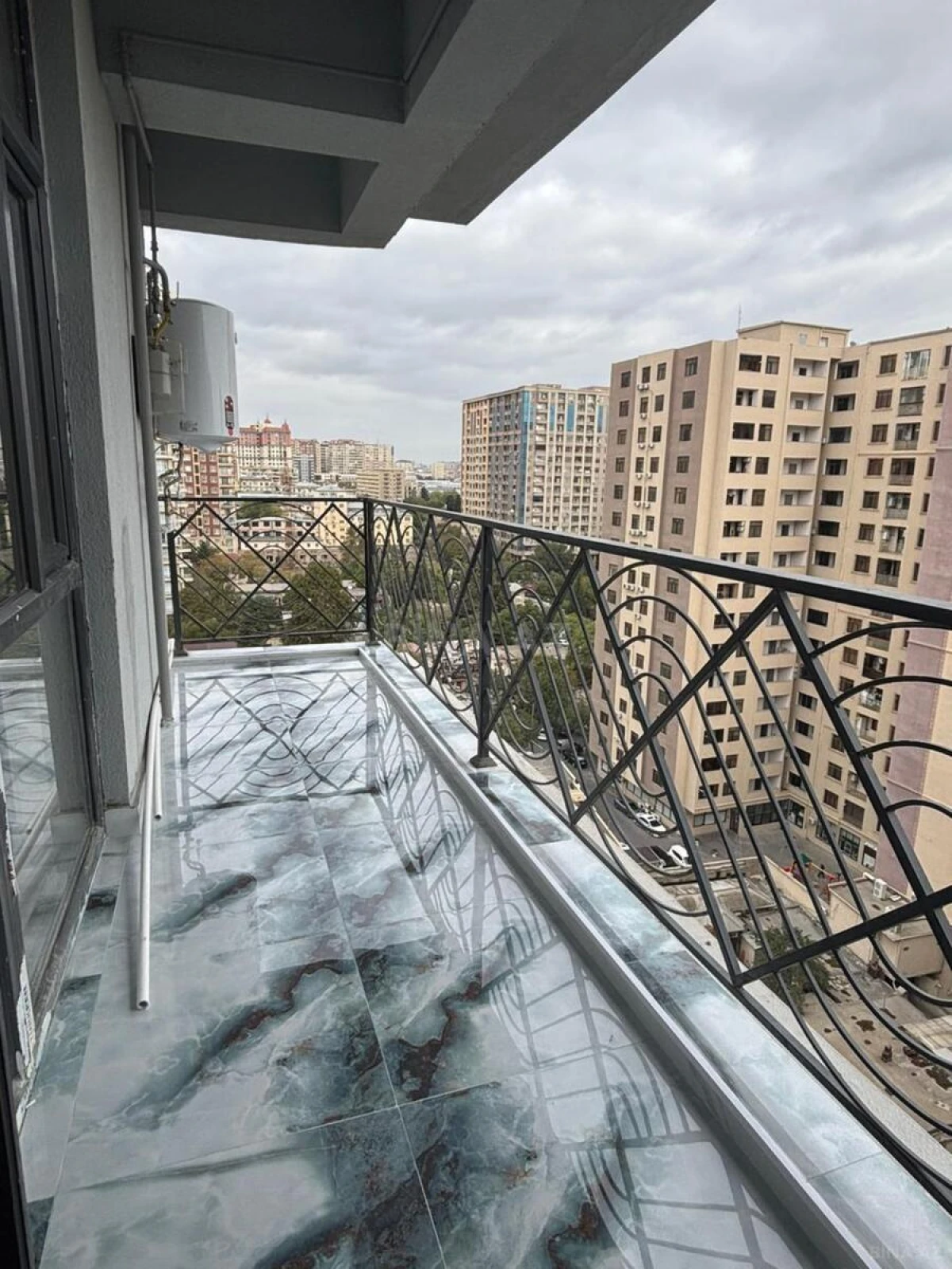 Satılır 3 otaqlı mənzil 80 m²