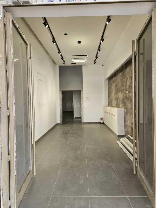 Satılır 4 otaqlı mənzil 166.5 m²