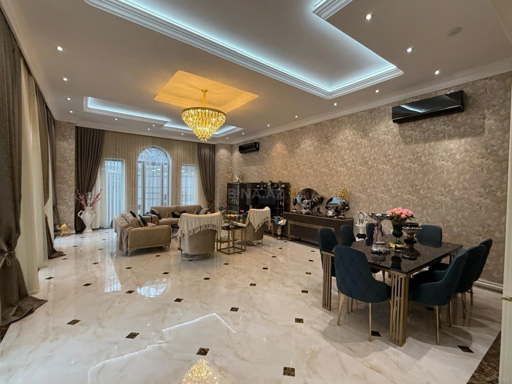 Kirayə verilir 7 otaqlı həyət evi 650 m²