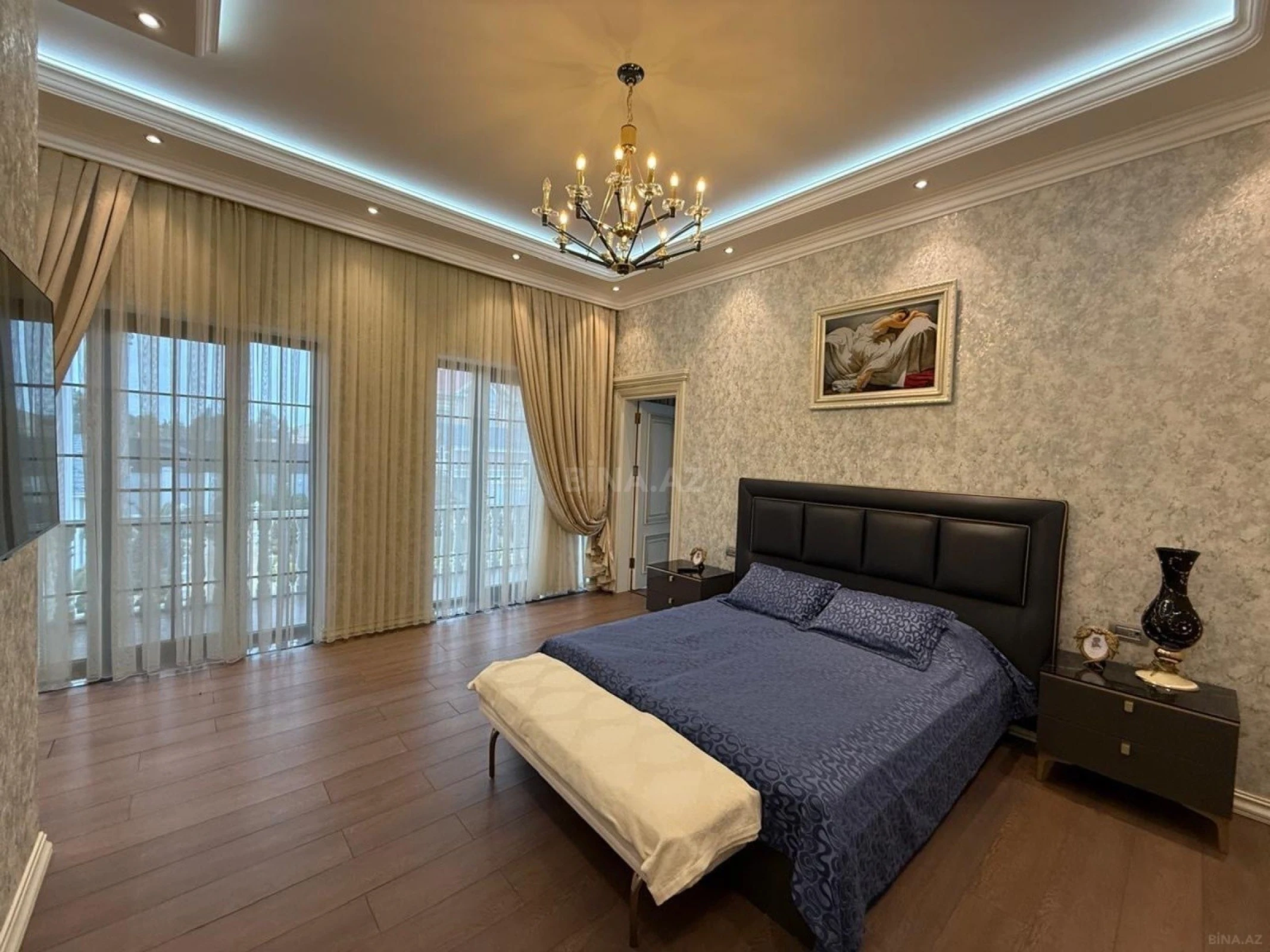 Kirayə verilir 7 otaqlı həyət evi 650 m²