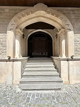 Kirayə verilir 20 otaqlı ofis 1757 m² — Bakı 20 otaq 1757.00 m²