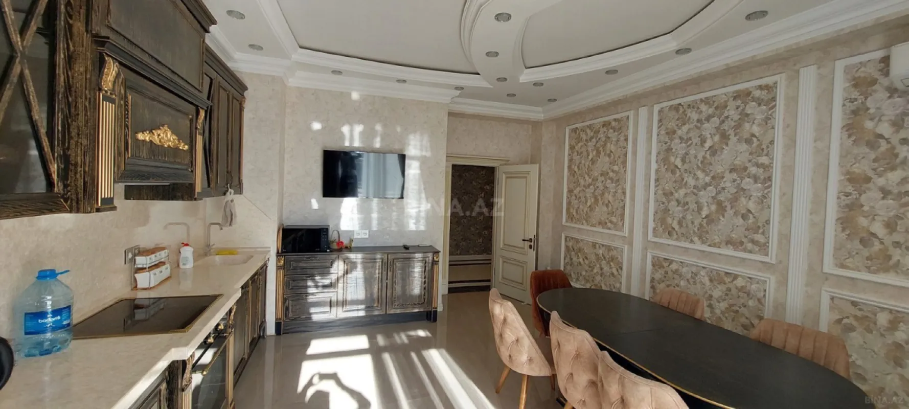 Kirayə verilir 4 otaqlı mənzil 160 m²