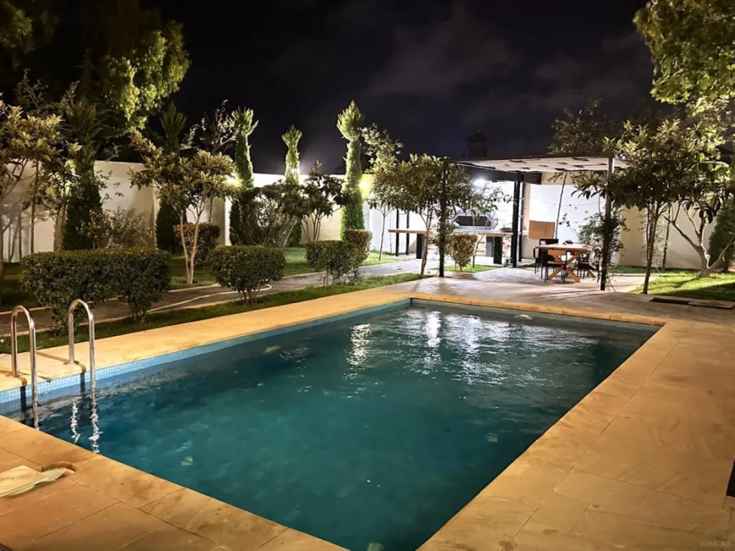 Kirayə verilir 4 otaqlı həyət evi 300 m²