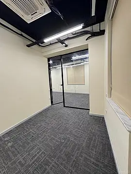 Kirayə verilir 5 otaqlı ofis 200 m²