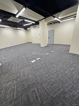Kirayə verilir 5 otaqlı ofis 200 m²