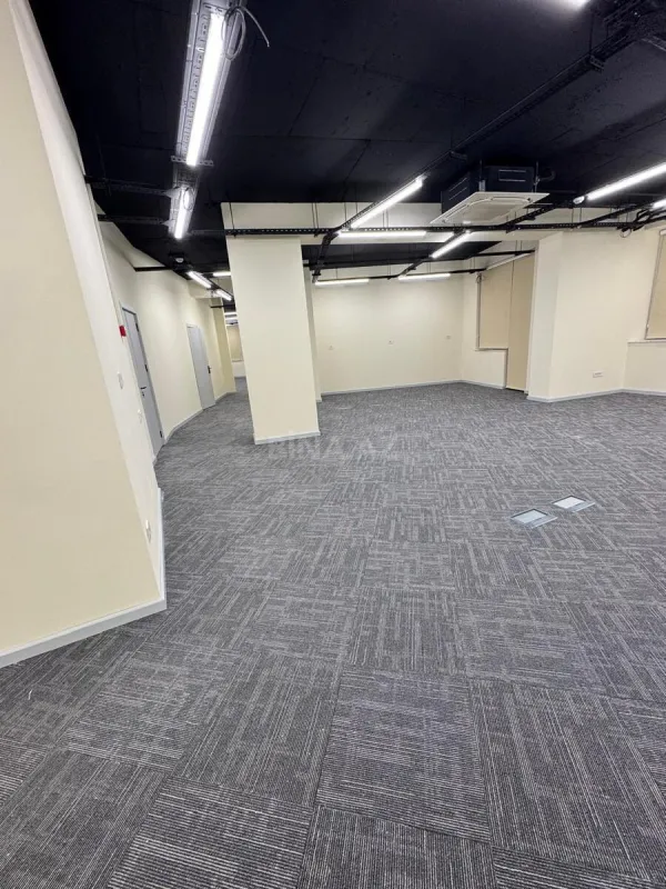 Kirayə verilir 5 otaqlı ofis 200 m²