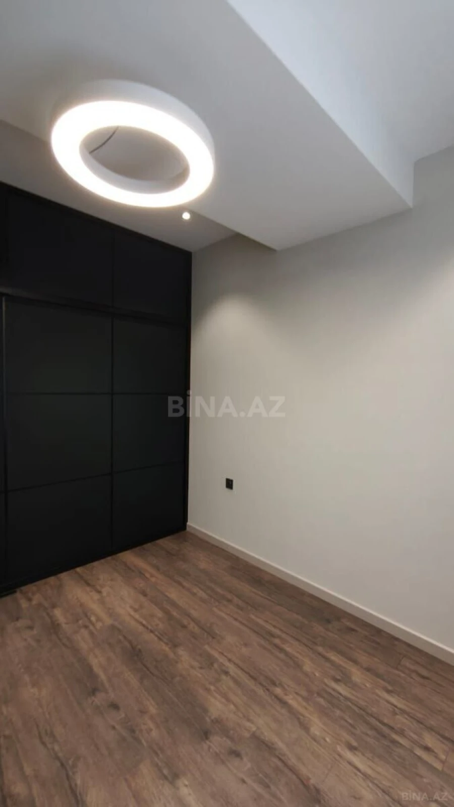 Satılır 3 otaqlı mənzil 74 m²