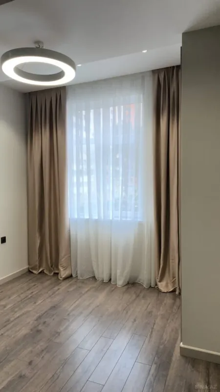 Satılır 3 otaqlı mənzil 74 m²