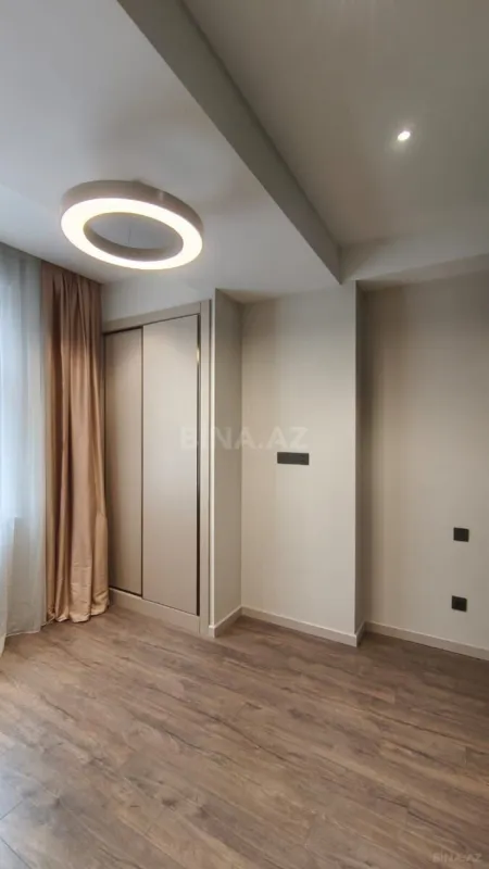 Satılır 3 otaqlı mənzil 74 m²