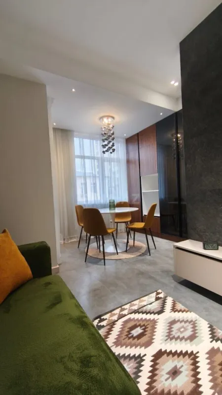 Satılır 3 otaqlı mənzil 74 m²