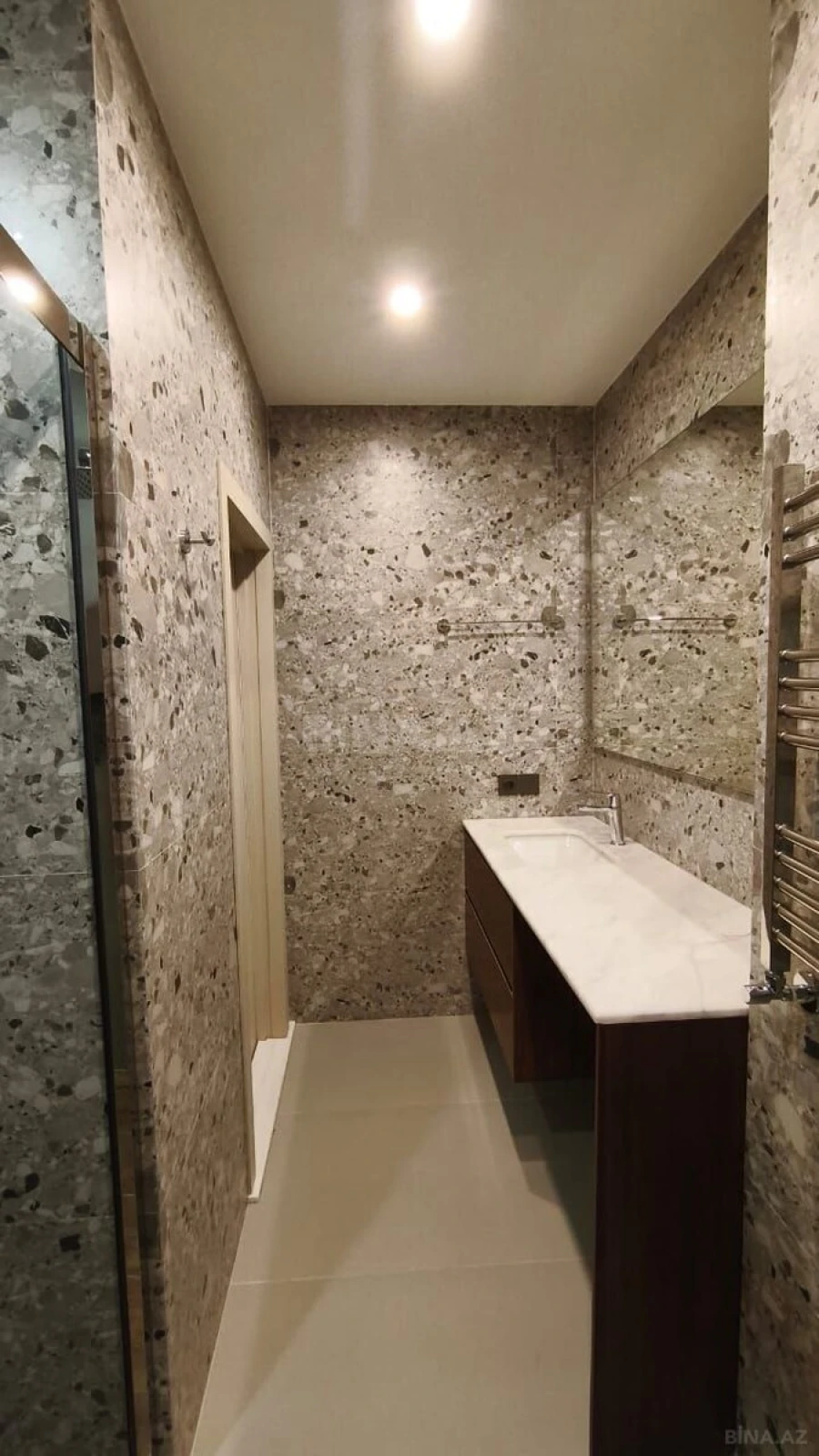 Satılır 3 otaqlı mənzil 74 m²
