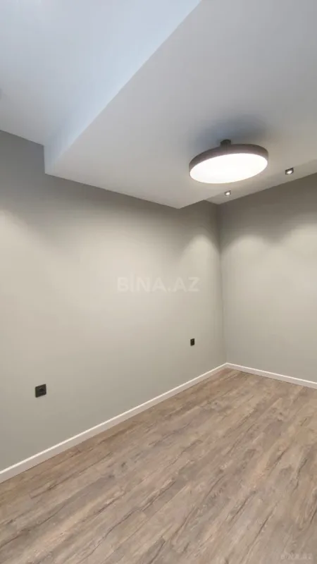 Satılır 3 otaqlı mənzil 74 m²