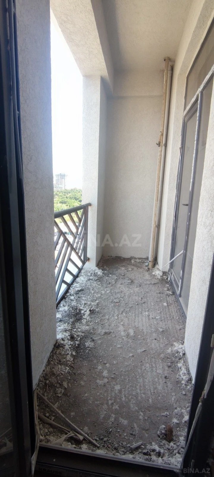 Satılır 2 otaqlı mənzil 82 m²