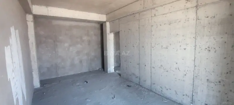 Satılır 2 otaqlı mənzil 82 m²