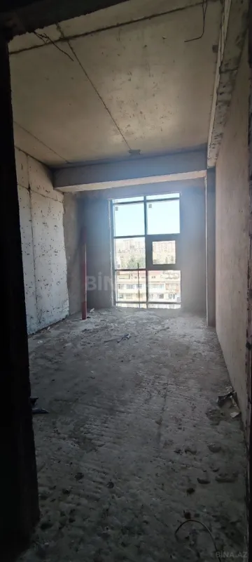 Satılır 2 otaqlı mənzil 82 m²