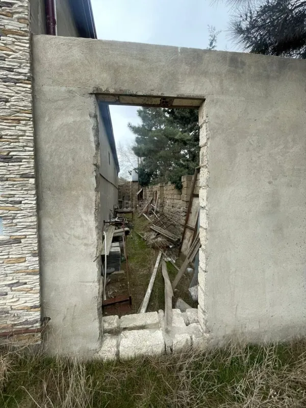 Satılır 3 otaqlı həyət evi 160 m²