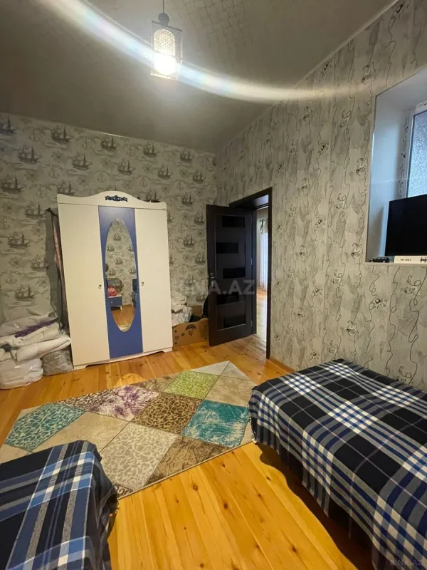 Satılır 3 otaqlı həyət evi 160 m²