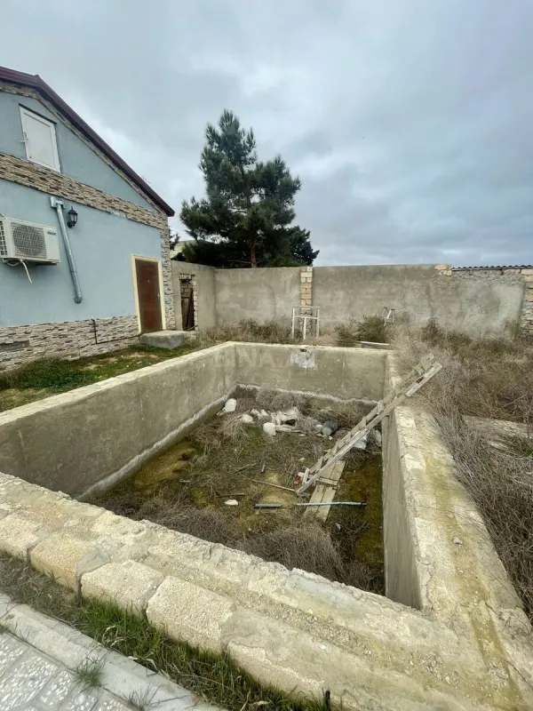 Satılır 3 otaqlı həyət evi 160 m²