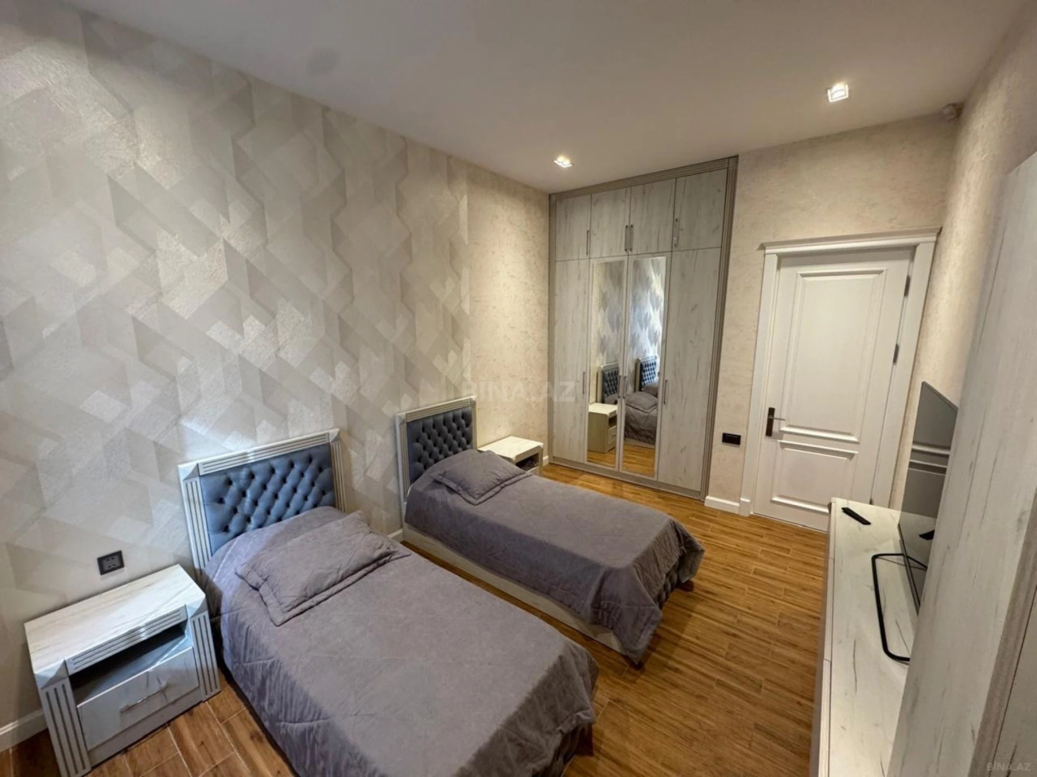 Kirayə verilir 4 otaqlı həyət evi 200 m²