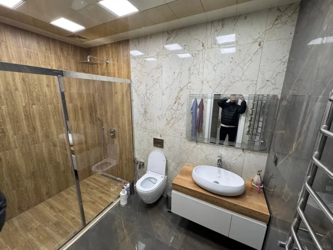 Kirayə verilir 4 otaqlı həyət evi 200 m²