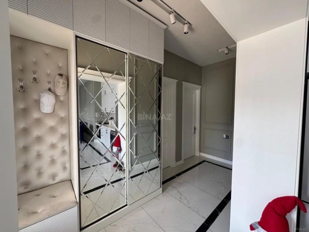 Kirayə verilir 4 otaqlı həyət evi 200 m²