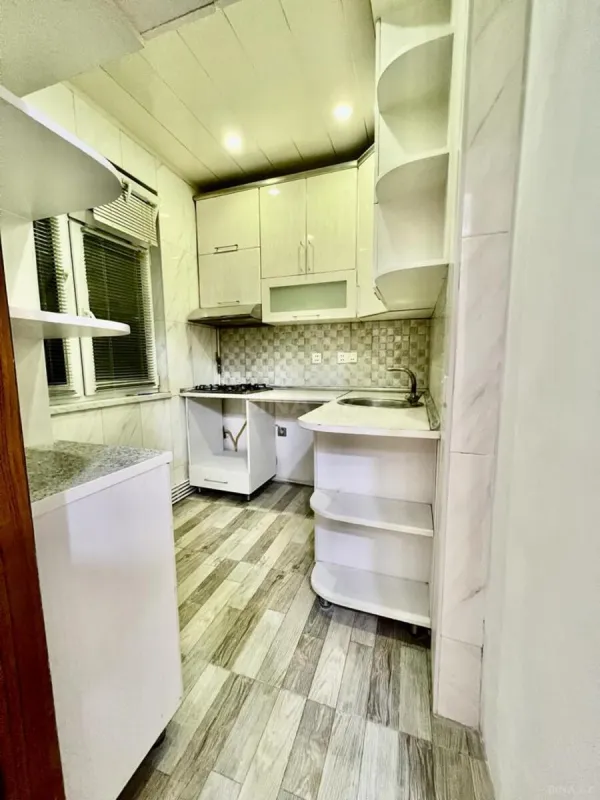 Satılır 2 otaqlı mənzil 58 m²