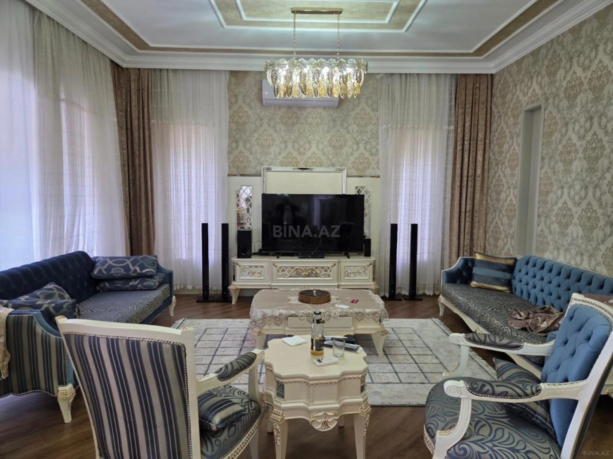 Kirayə verilir 5 otaqlı həyət evi 340 m²