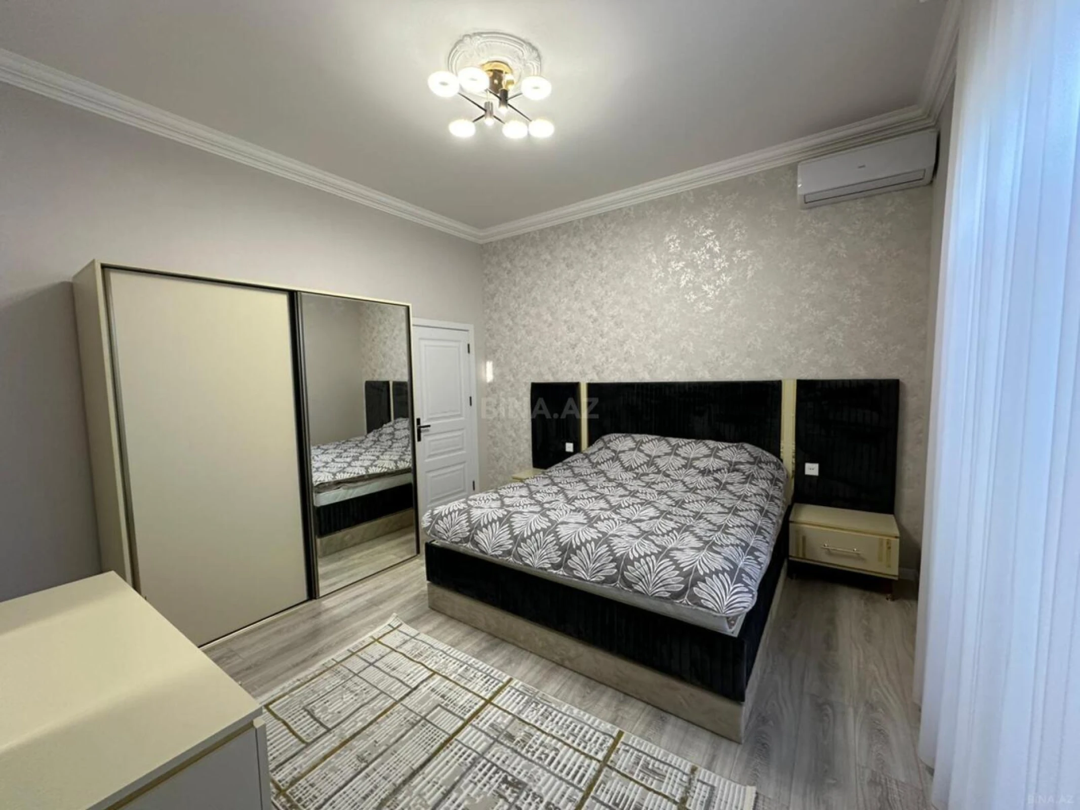 Kirayə verilir 4 otaqlı həyət evi 200 m²