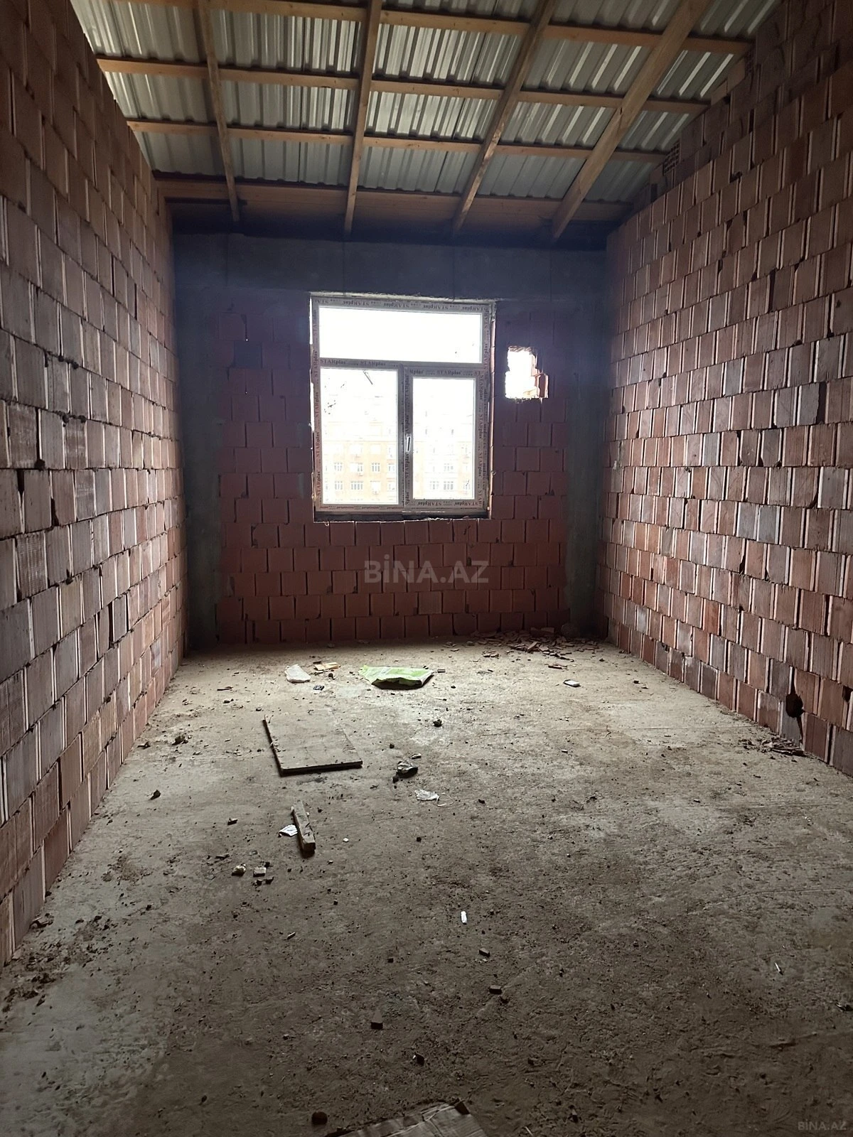 Satılır 2 otaqlı mənzil 71 m²