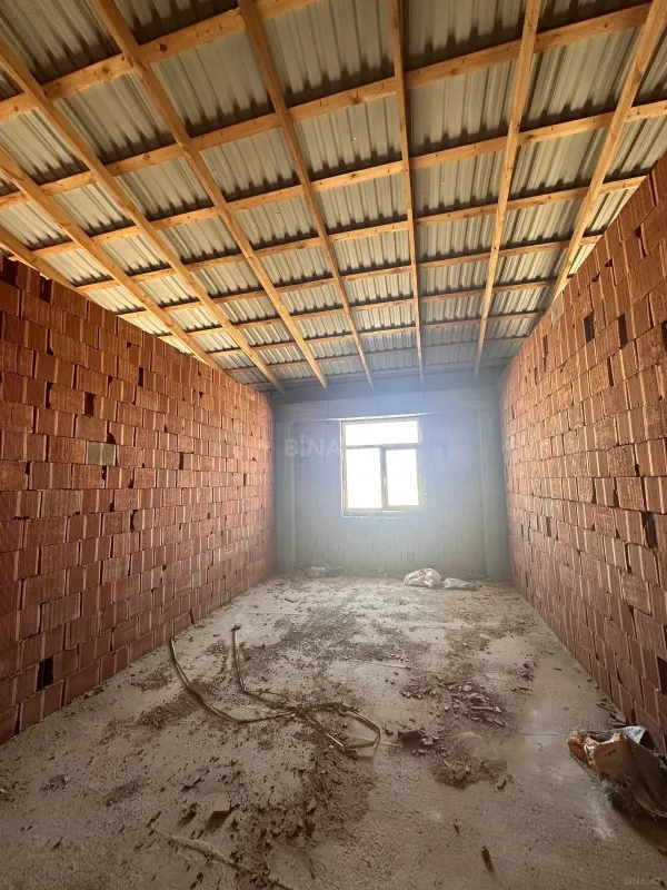 Satılır 2 otaqlı mənzil 71 m²