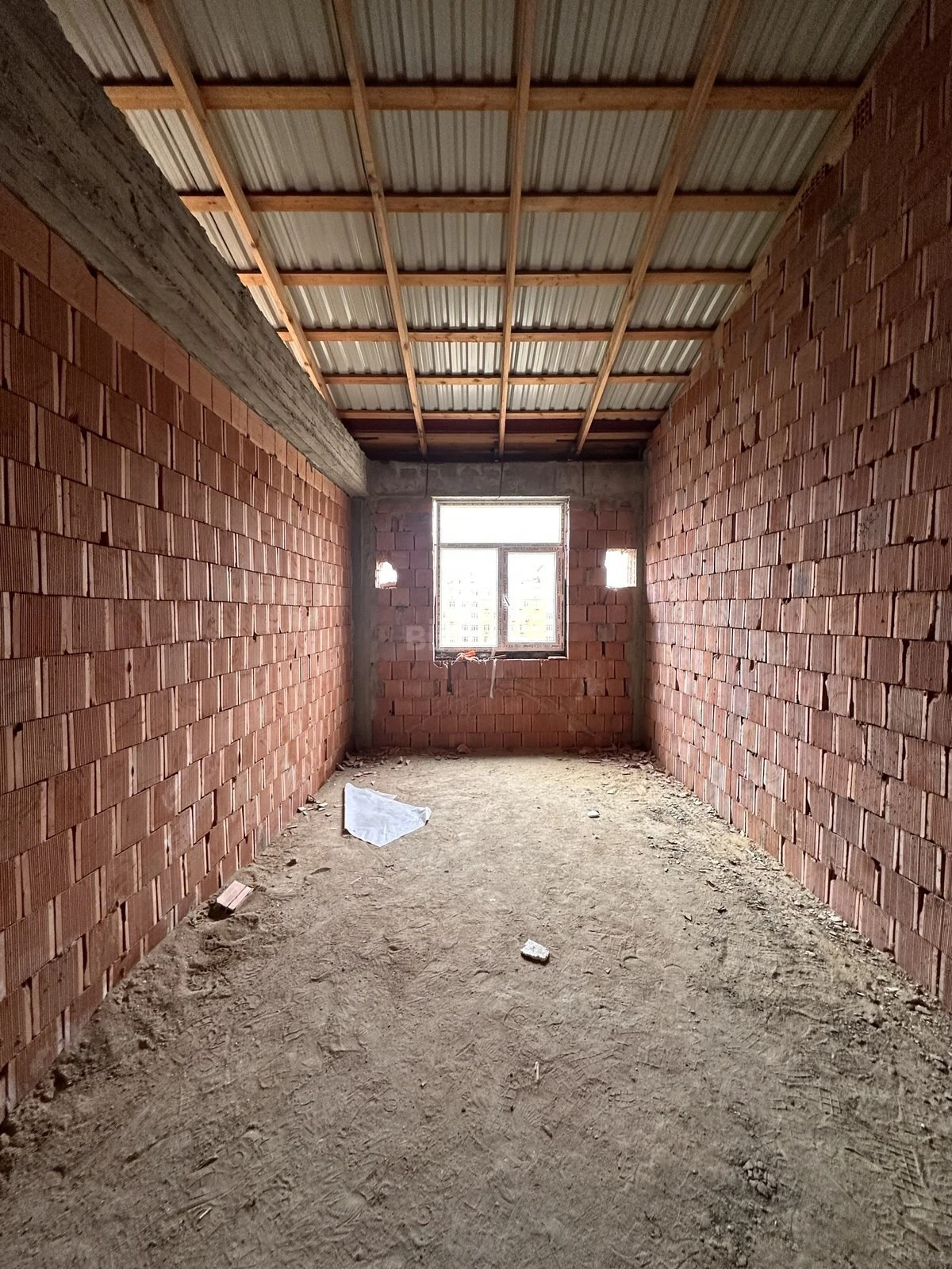 Satılır 2 otaqlı mənzil 71 m²