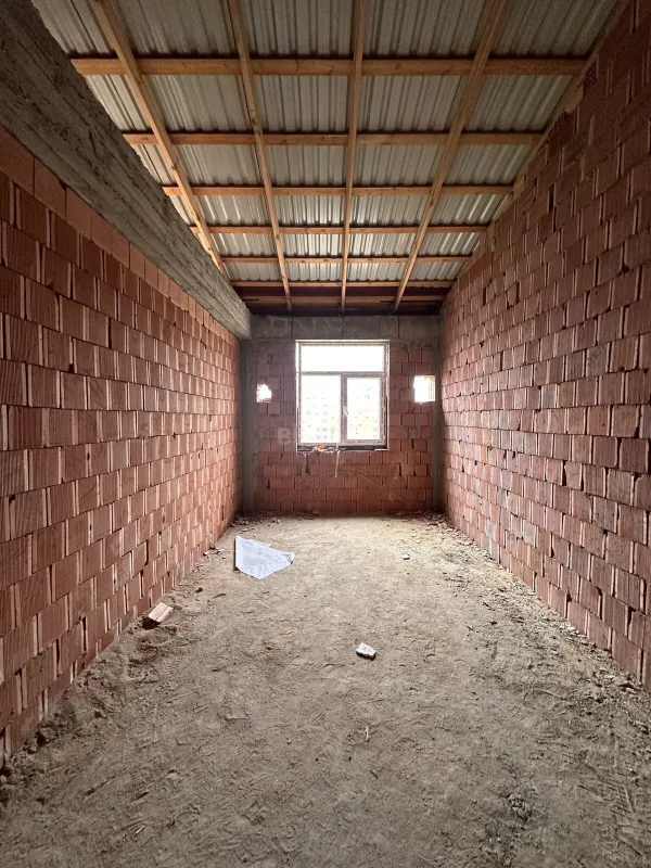 Satılır 2 otaqlı mənzil 71 m²