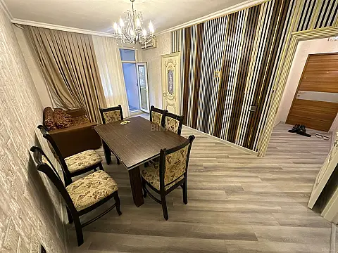 Satılır 2 otaqlı mənzil 55 m²
