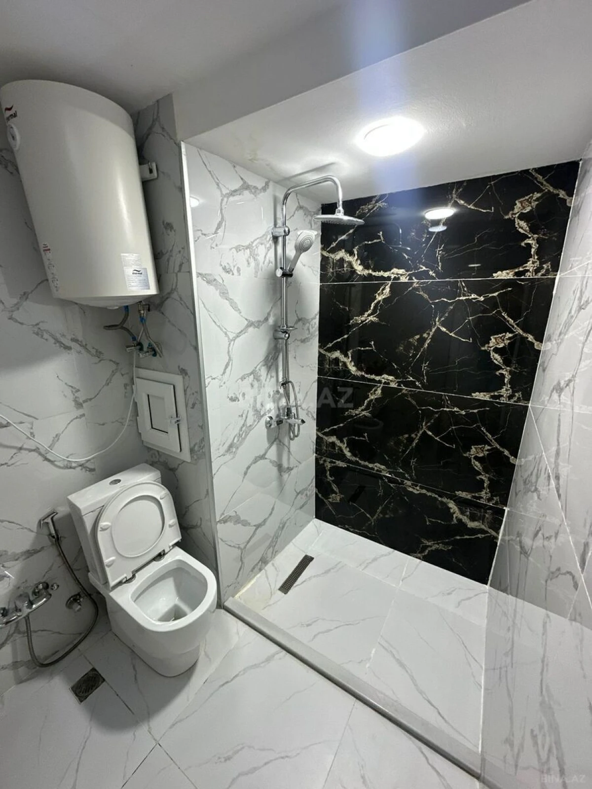 Satılır 2 otaqlı mənzil 55 m²