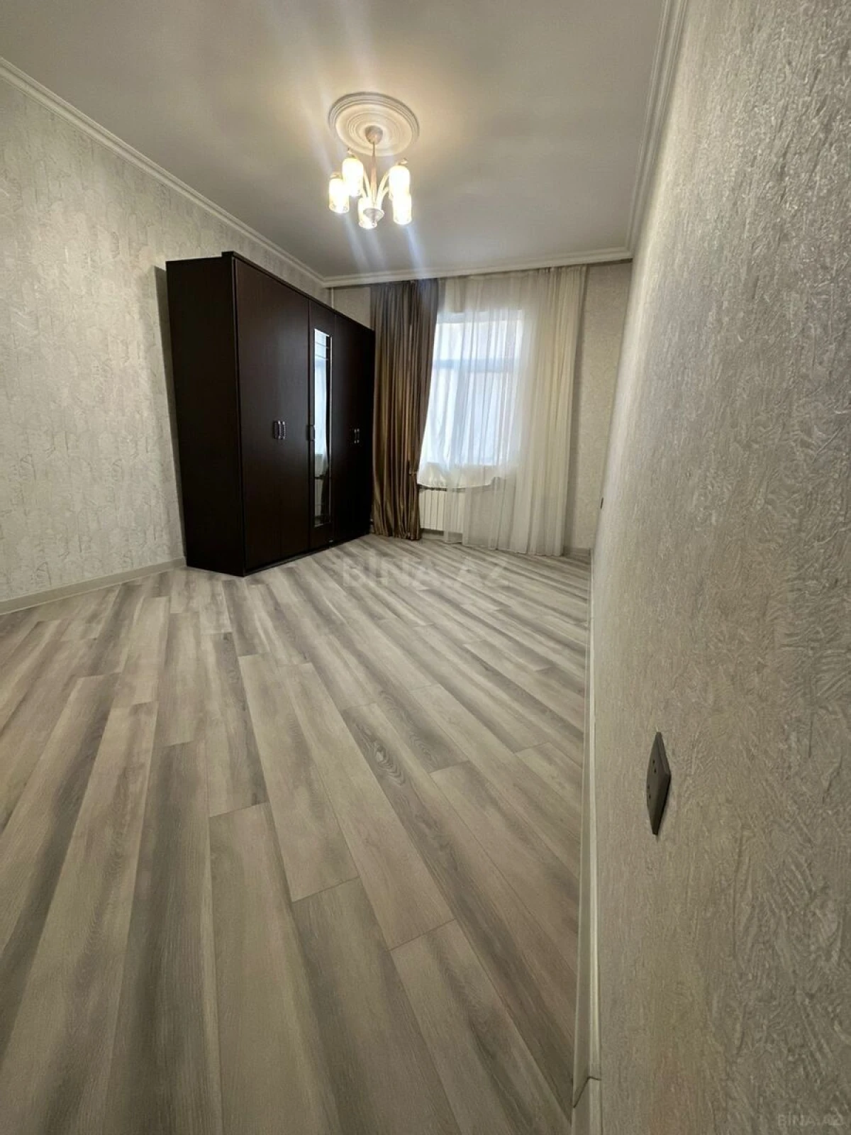 Satılır 2 otaqlı mənzil 55 m²
