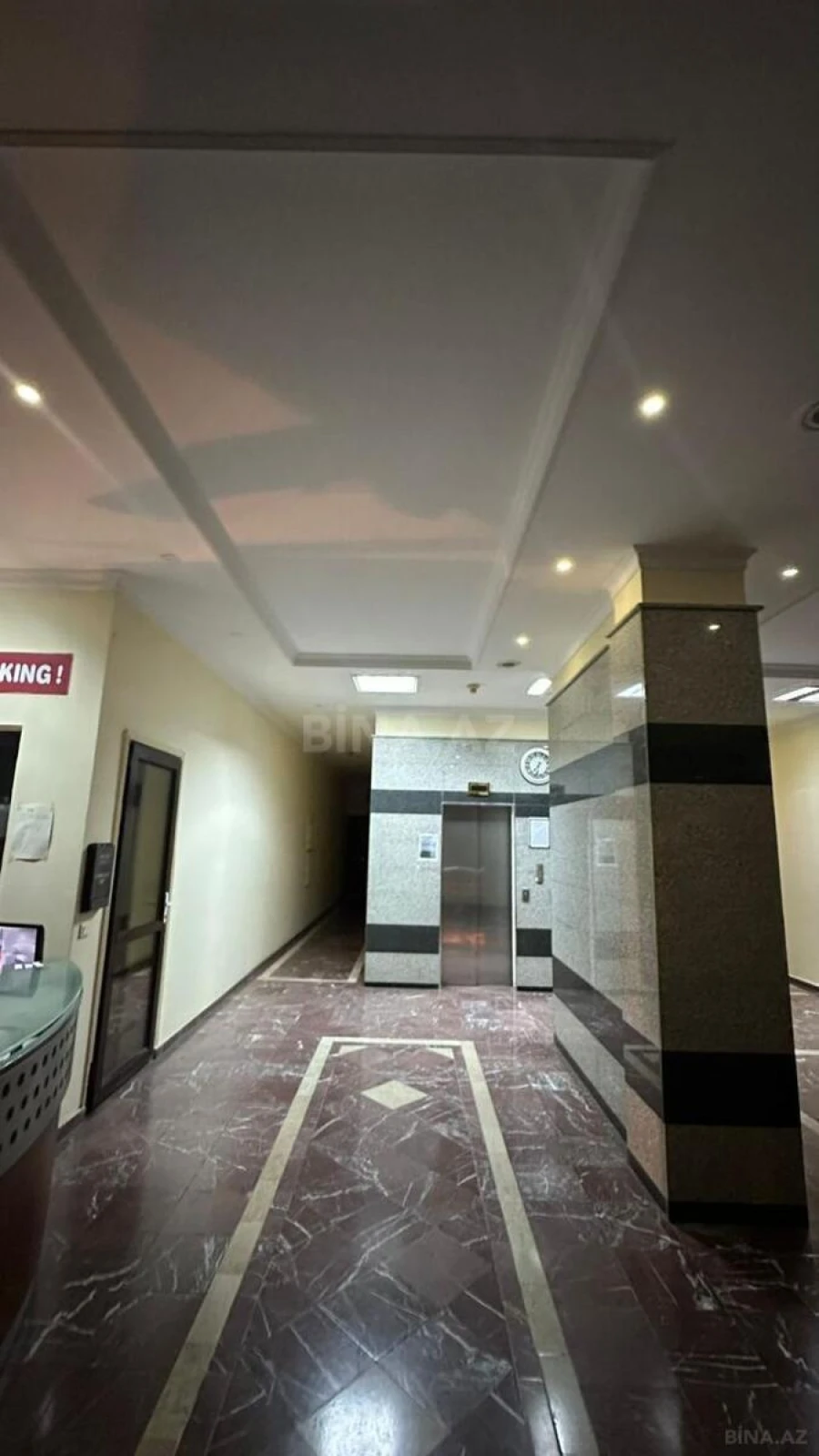 Satılır 5 otaqlı mənzil 250 m²