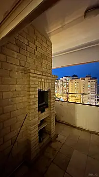 Satılır 5 otaqlı mənzil 250 m²