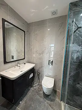 Satılır 2 otaqlı mənzil 49 m²