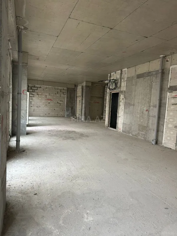 Satılır 3 otaqlı mənzil 145 m²