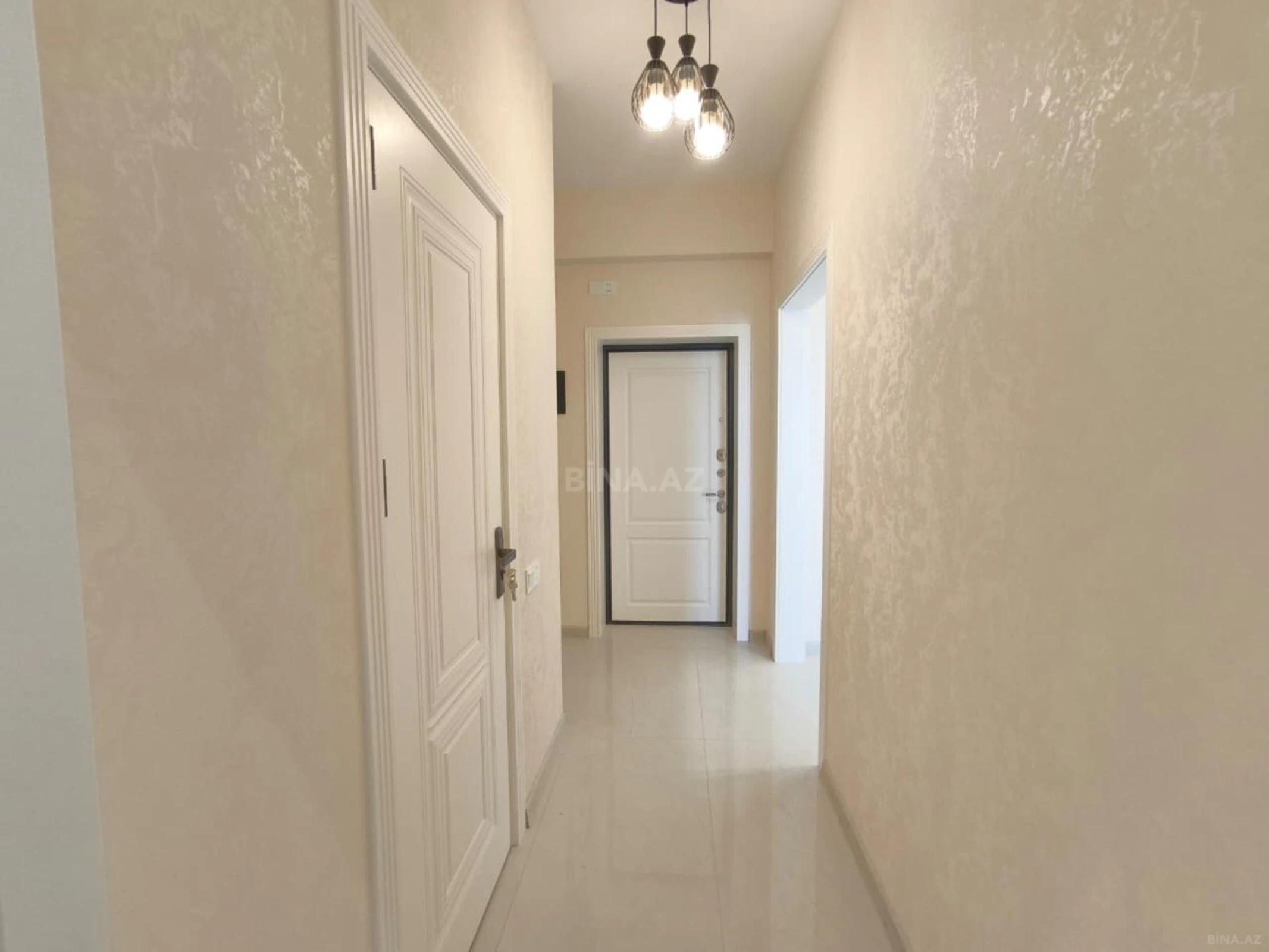 Satılır 2 otaqlı mənzil 52 m²