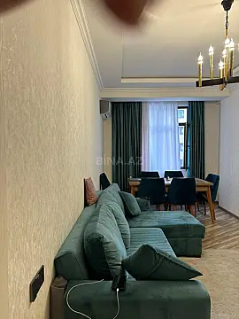 Kirayə verilir 2 otaqlı mənzil 60 m²