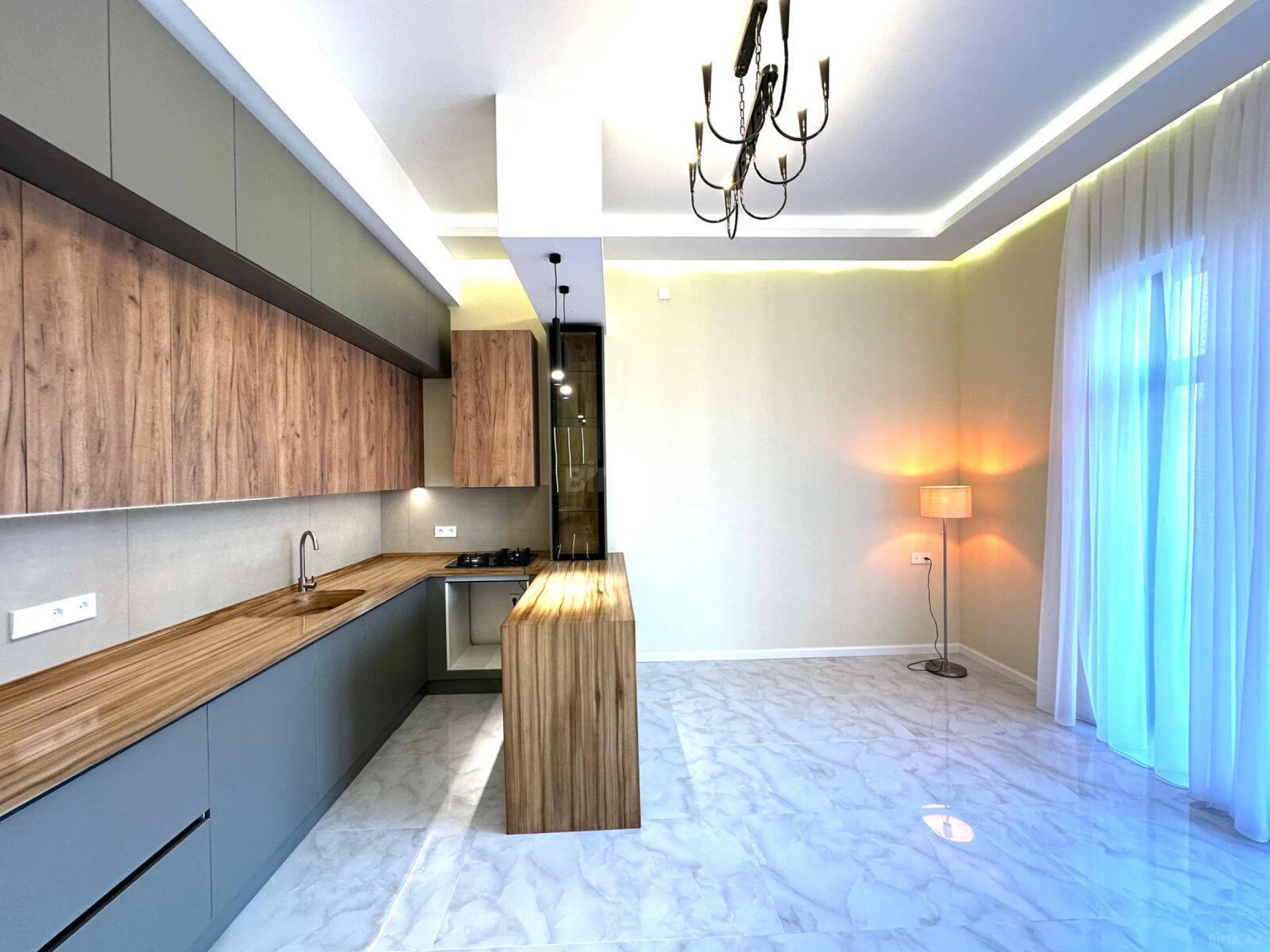 Satılır 4 otaqlı həyət evi 185 m²