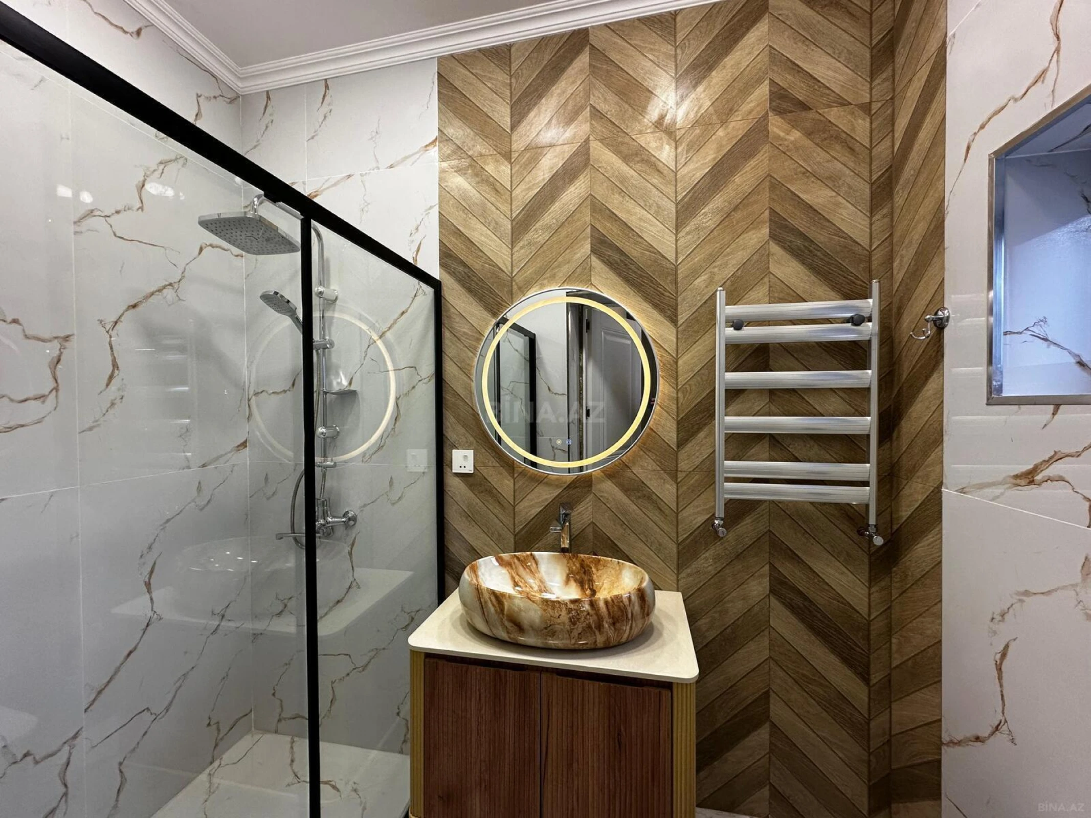 Satılır 4 otaqlı həyət evi 185 m²