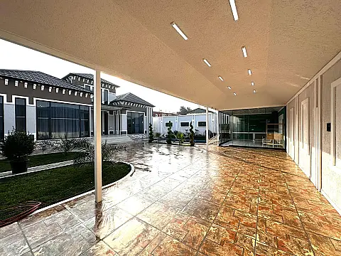 Satılır 4 otaqlı həyət evi 185 m²