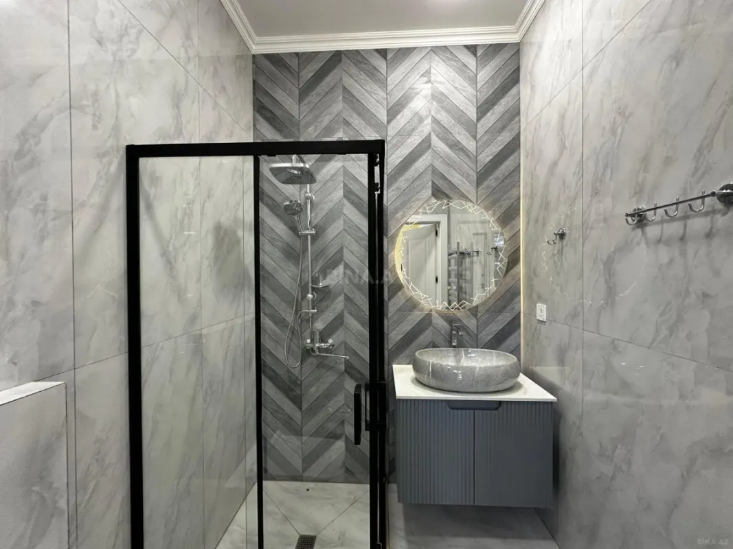 Satılır 4 otaqlı həyət evi 185 m²