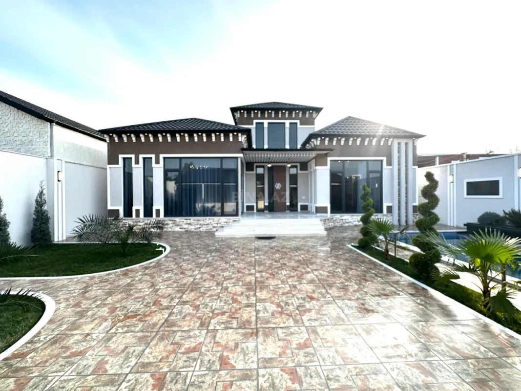 Satılır 4 otaqlı həyət evi 185 m²